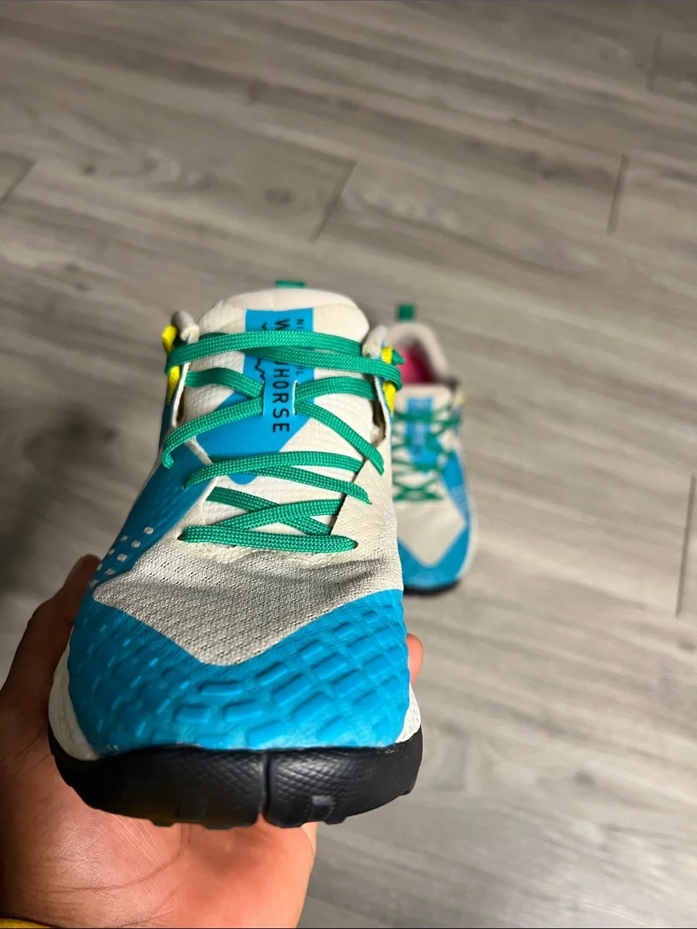 Nike Trail Wildhorse Athletic Shoes with Green Laces (8.5)
